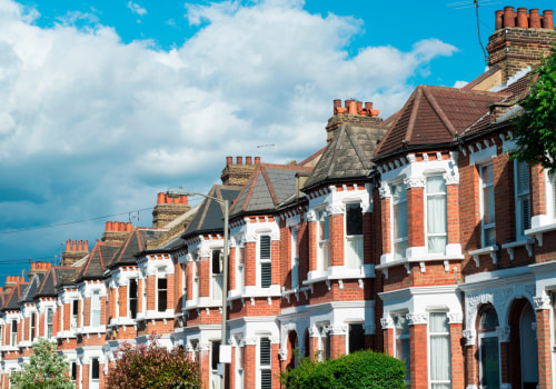 Finding Housing in London, England: An Expert's Guide
